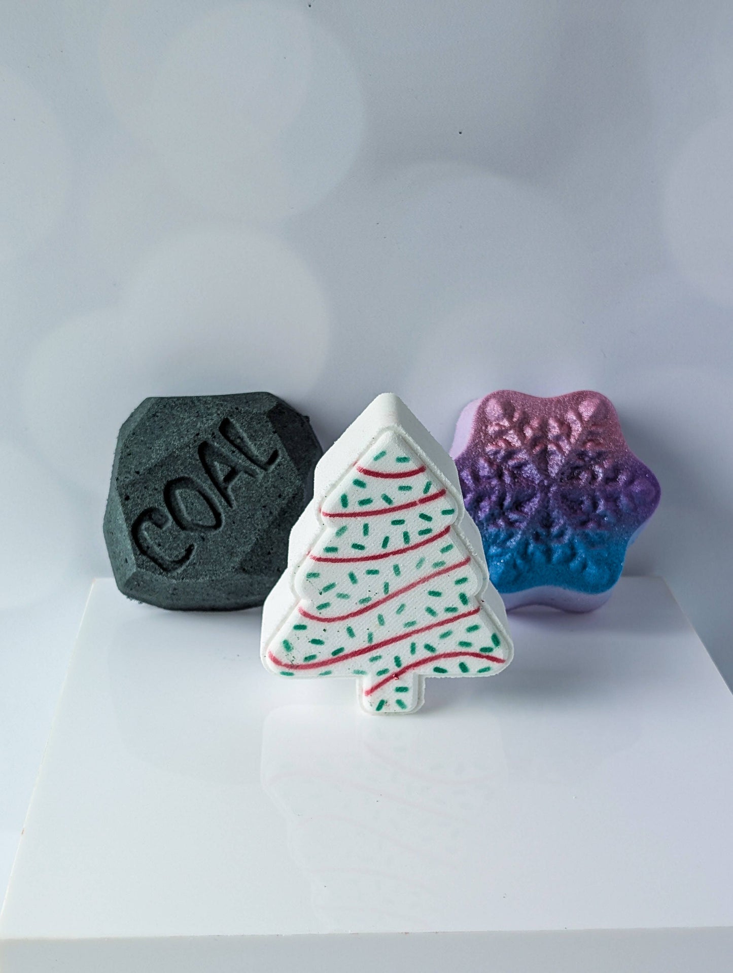 Christmas Tree Cake Bath Bomb - Christmas 2025