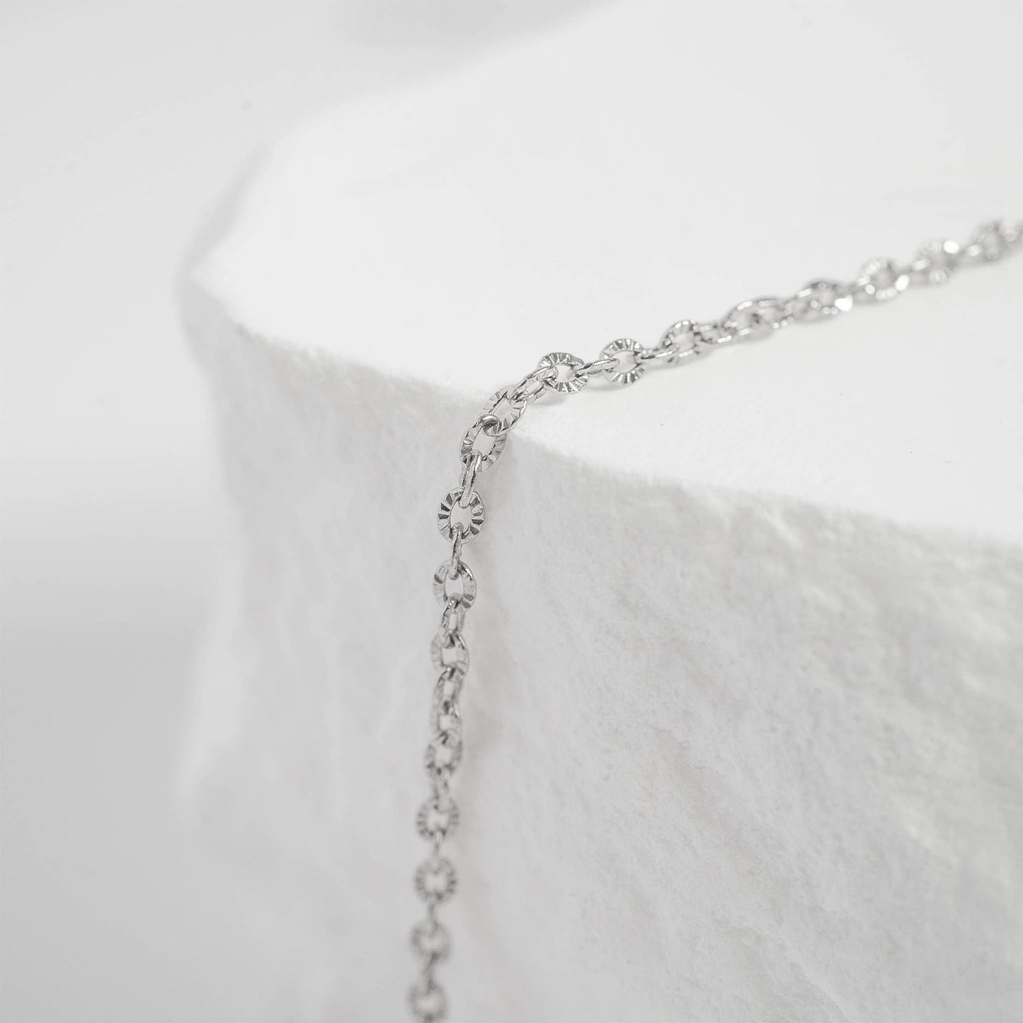 Stainless Steel Crimped Oval Chain Necklace: Stainless / 18+2"
