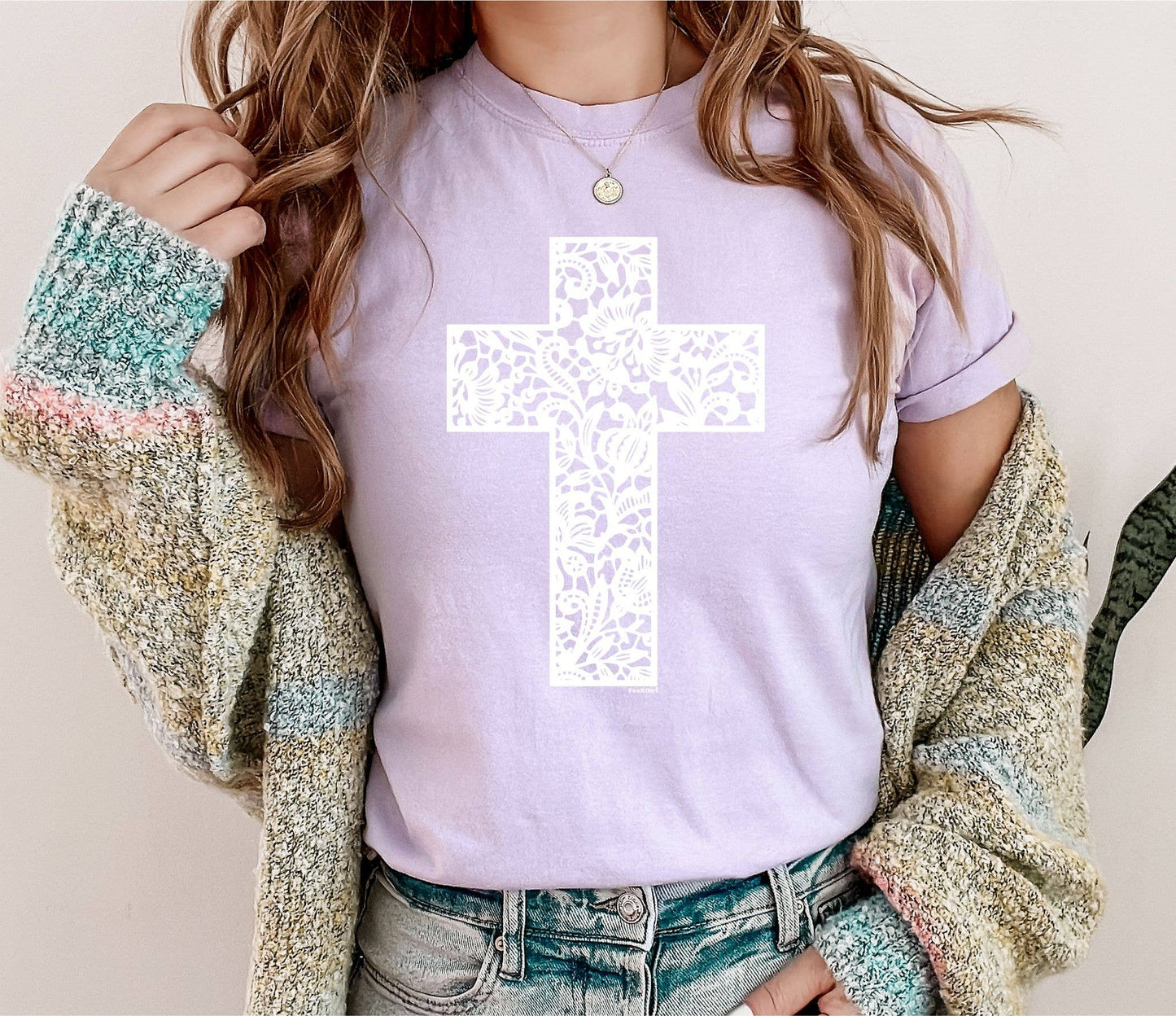 CORAL LACE CROSS SPRING 2025 EVERYDAY FAITH GRAPHIC TEE : 2X