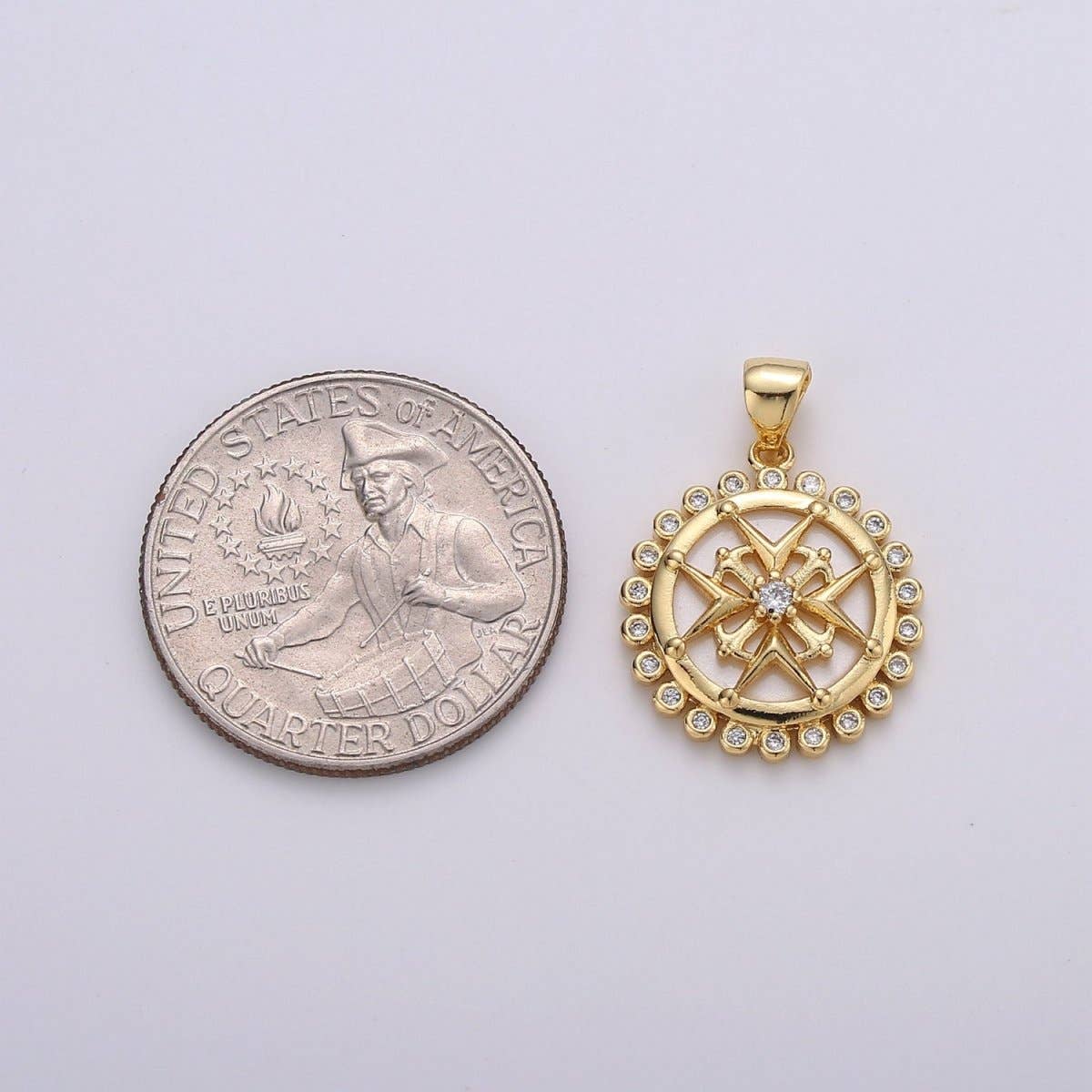 14k Medallion Charm ,Gold medallion Round Disc charm, Medallion pendant for Minimalist jewelry I-740