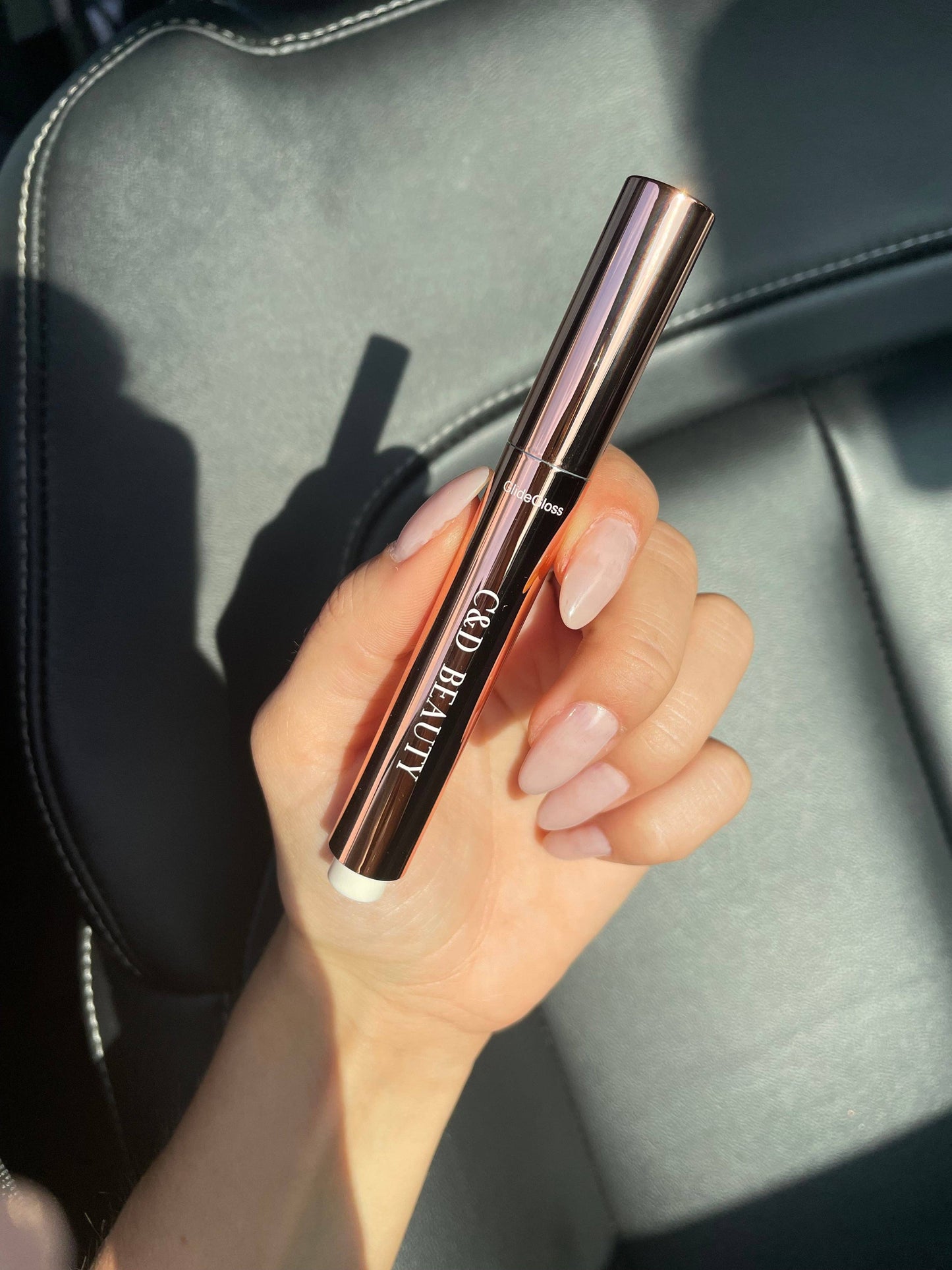 GlideGloss Shimmer Lip Balm: Bombshell