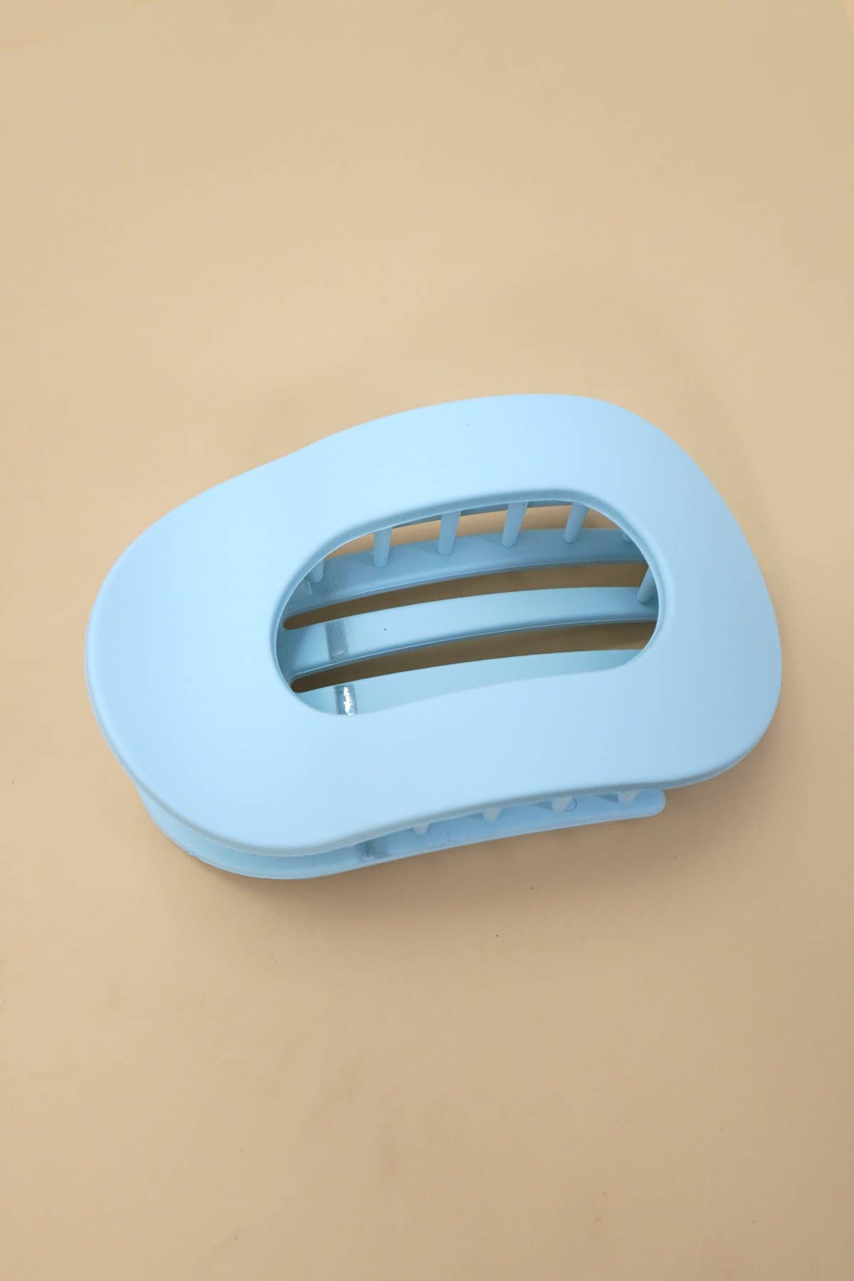 Jumbo Lay Flat Oval Hair Claw Clips Secure Styling | 40H982: AIRY BLUE
