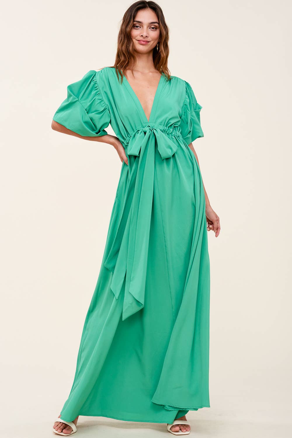 V NECK MAXI DRESS WITH PUFF SLEEVES: Green