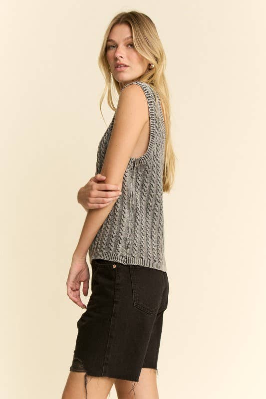 KNIT SWEATER TANK TOP: CHARCOAL / L