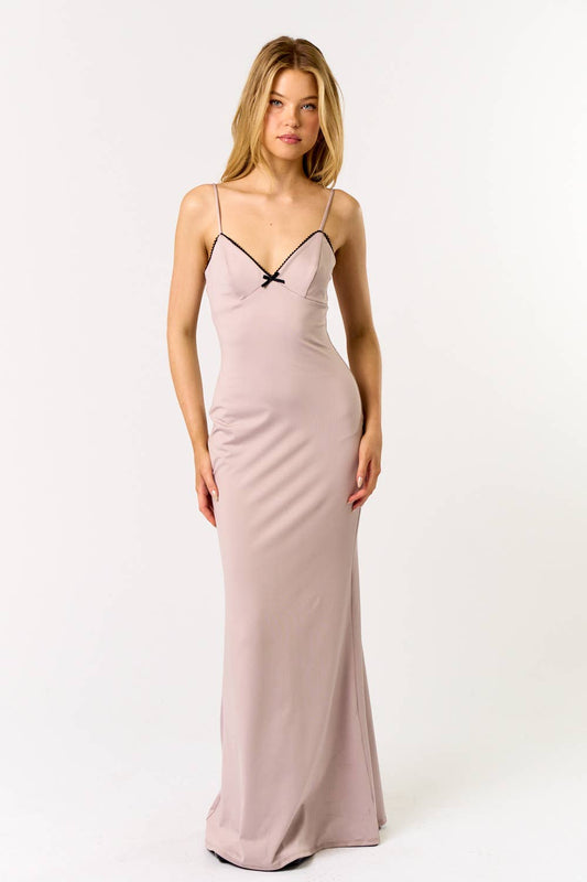 BD24818 LACE BOW DETAIL CAMI FLARED MAXI DRESS : DUSTY LAVENDER / S