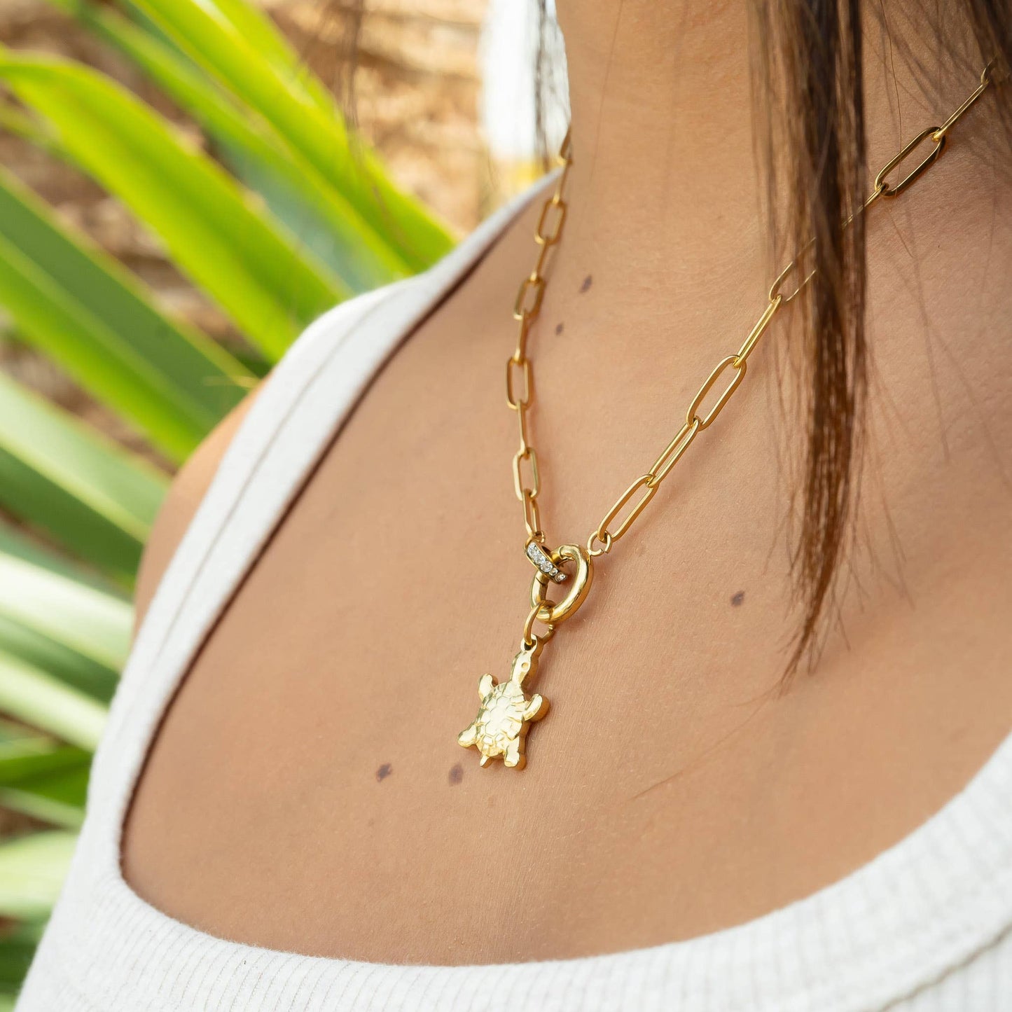 18K Gold PVD Stainless Steel Sea Turtle Charm: Gold