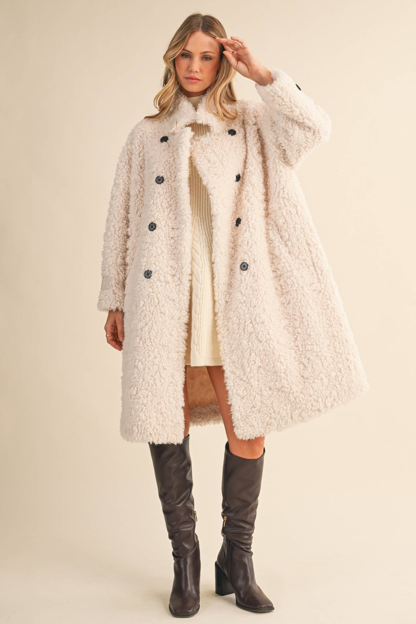 IJ1666 FAUX FUR SIDE POCKET COAT: IVORY / One Size