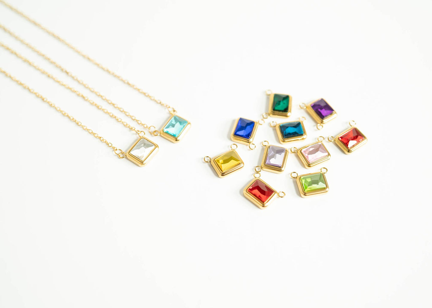 18K Gold PVD Stainless Steel Loop Connector Chain Necklace: Gold / 18+2"