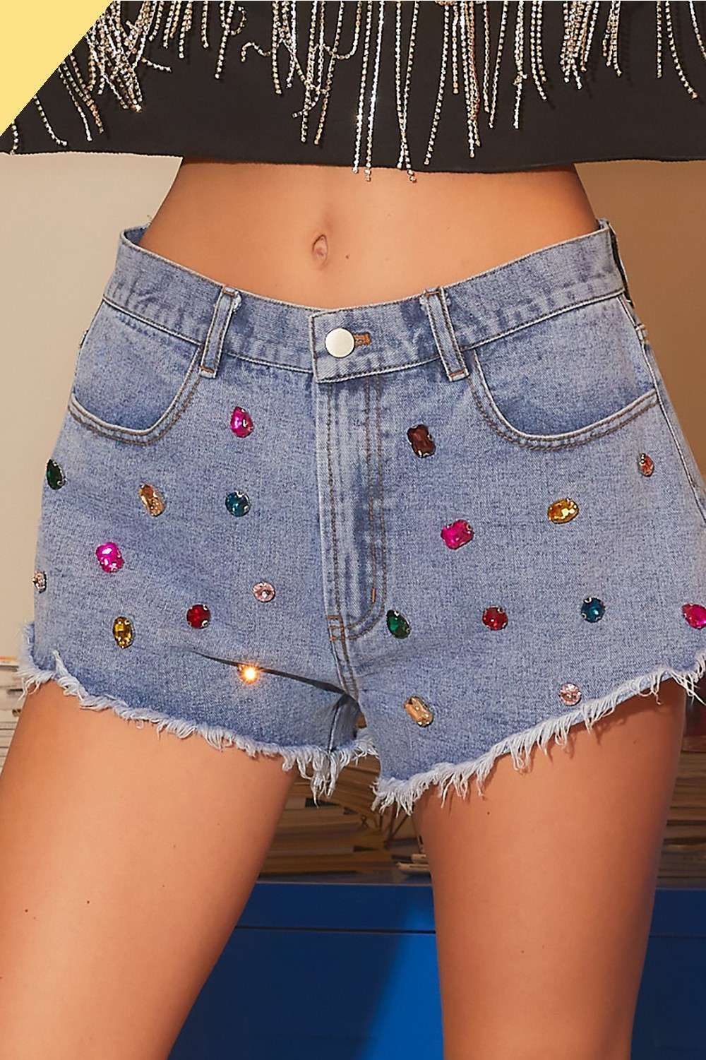 Color Stone Trim Denim Short: DENIM / L