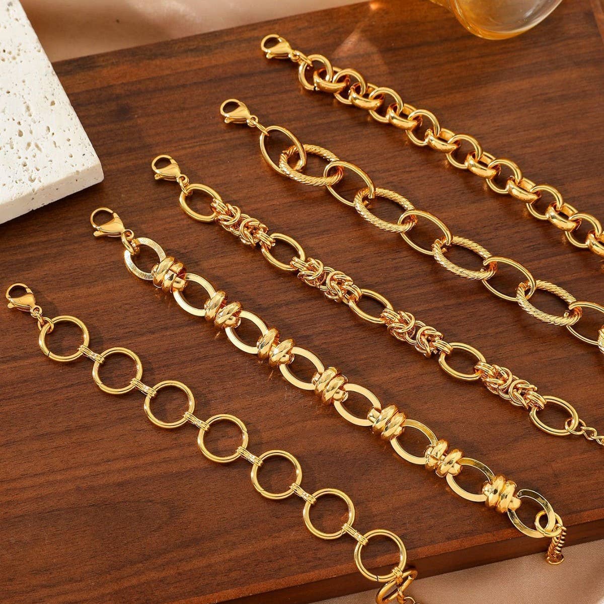 Versatile 18K Gold Titanium Steel Bracelet_Cwmm3719: GOLD2 / OS