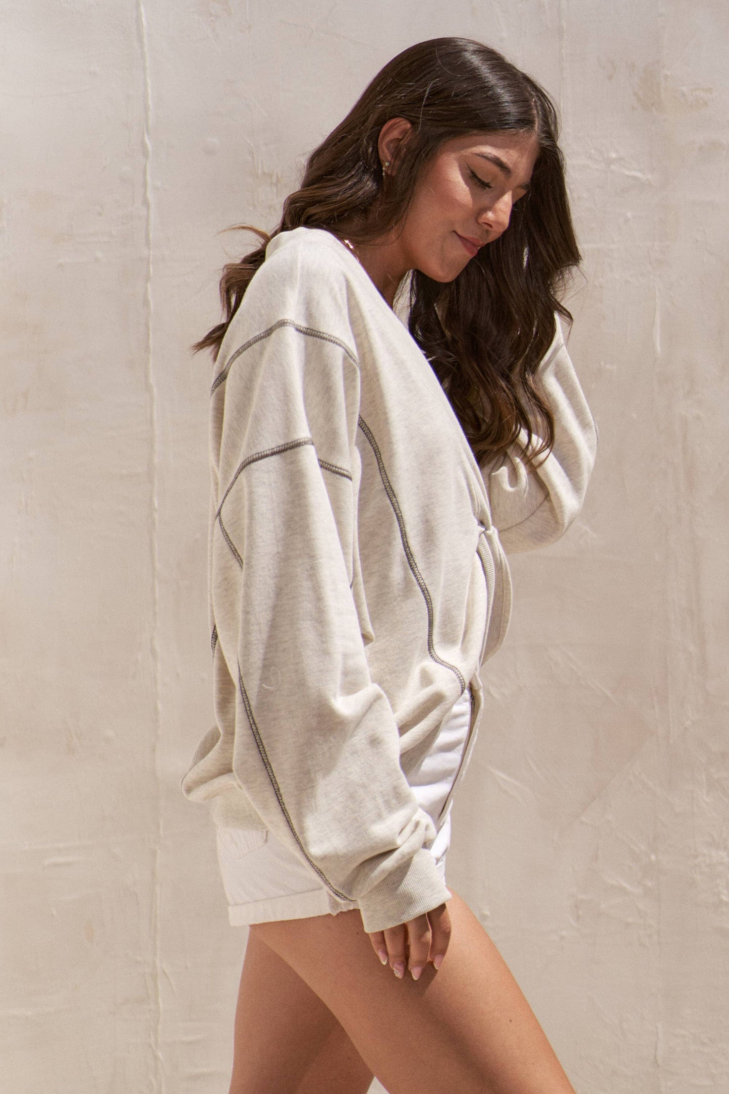 TWIST FRONT LONG SLEEVE TOP: Heather Grey / L/XL