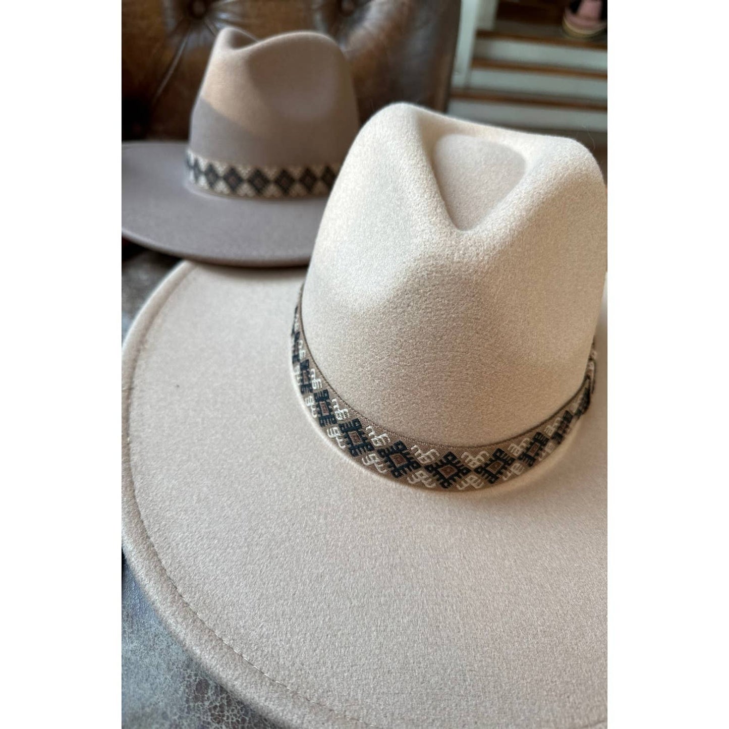 VEGAN FELT PANAMA HAT With JACQUARD TAPE: CAMEL / ONE SIZE