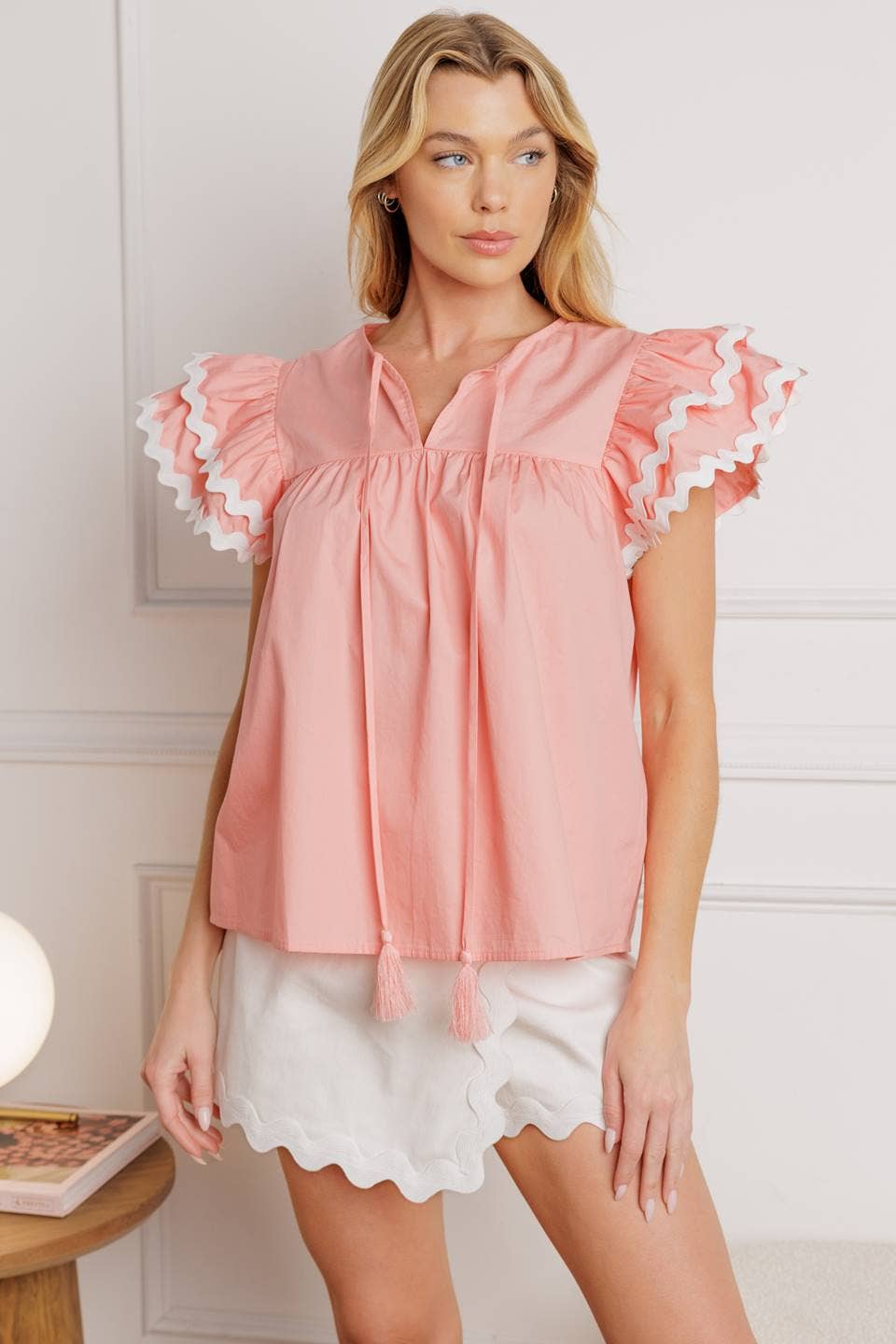 A solid woven top - IT13523: LIGHT PINK / Contemporary / L