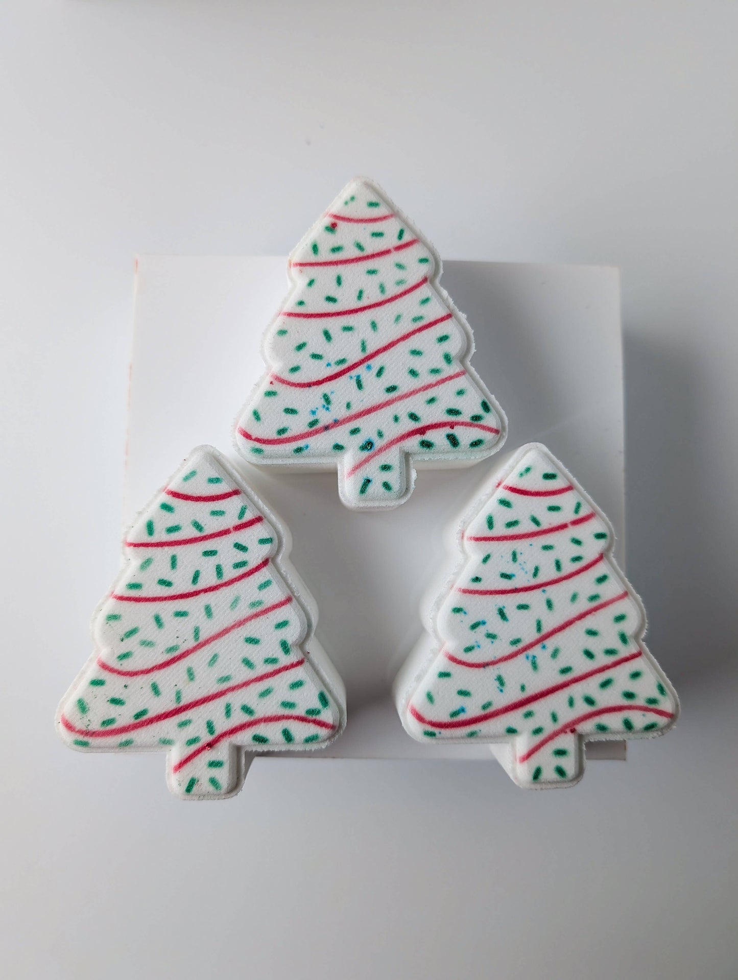 Christmas Tree Cake Bath Bomb - Christmas 2025