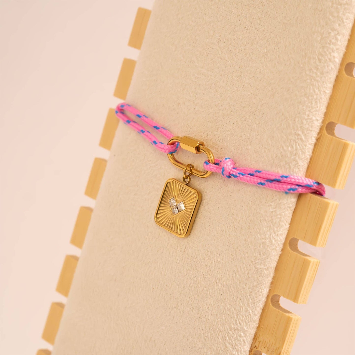 18KGold PVD Stainless Steel Hot Pink Rope Carabiner Bracelet: Gold