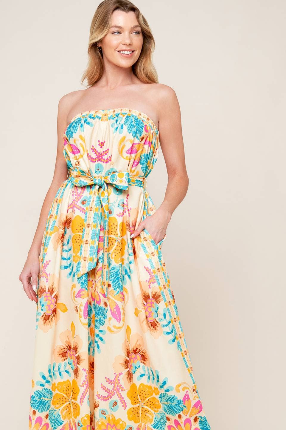 A printed woven jumpsuit - IP8829: CREAM AQUA / Contemporary / S