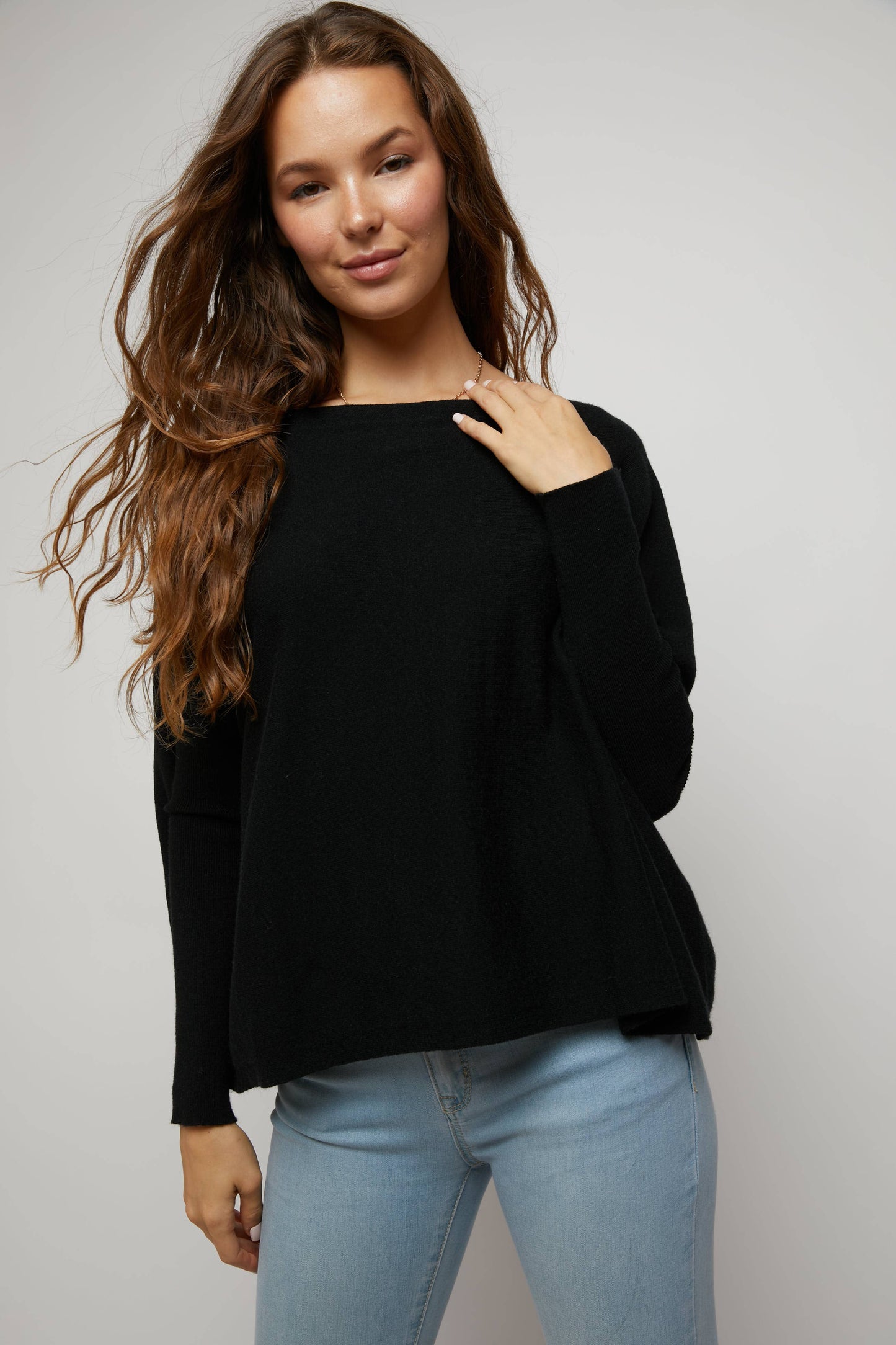 BOAT NECK TIGHT SLV BOX SWEATER TOP: PEAR / L