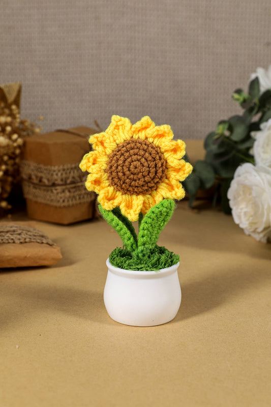 Crochet Sunflower Potted Home Decoration: Jurassic Gold / ONE SIZE