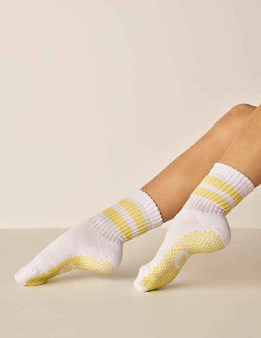 The Chunky Crew Grip Sock: Lemon