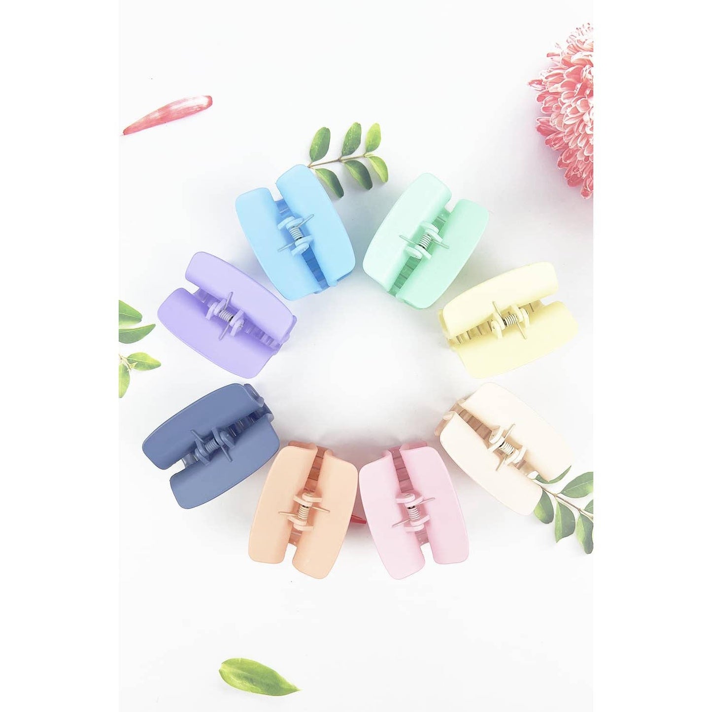 MATTE RECTANGLE SHAPED INTERLOCKING JAW HAIR CLAW: ASSORTED / ONE