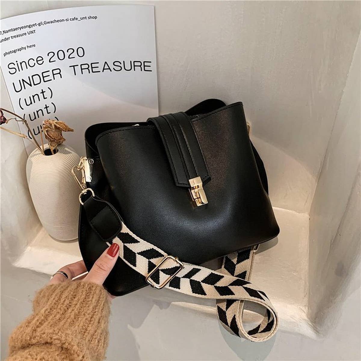 Women Retro Shoulder Bucket Bag_Cwab1552: BROWN / OS