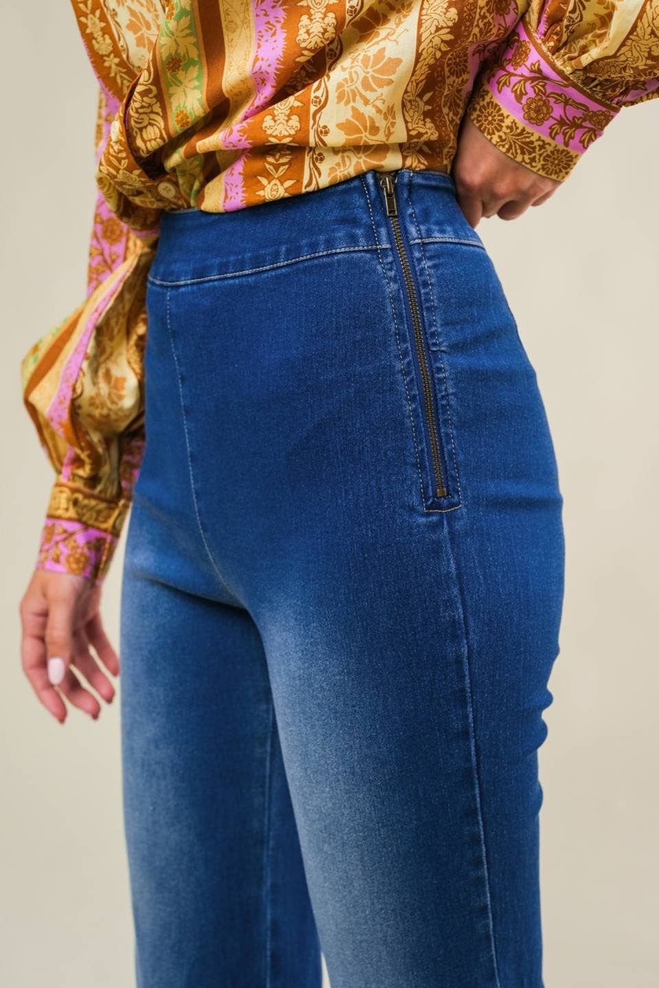 A washed denim - IP8594: MEDIUM INDIGO / Contemporary / L