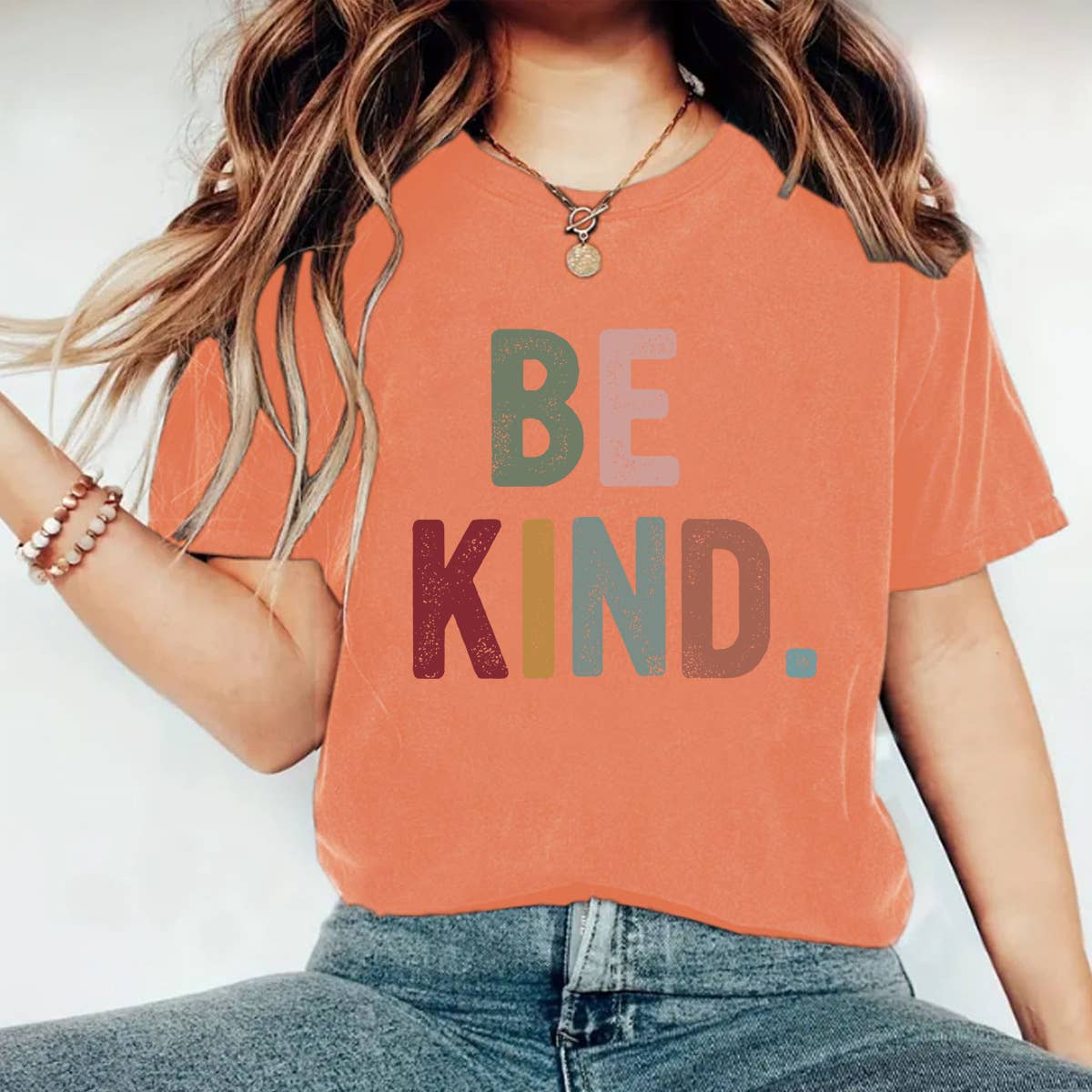 Be Kind Graphic short sleeve t-shirt: Berry / M