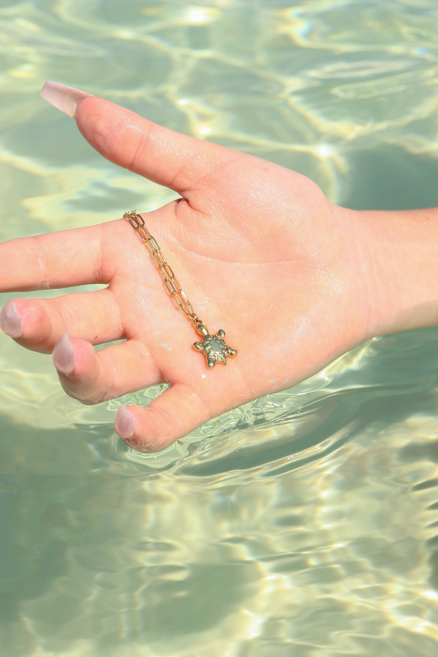 18K Gold PVD Stainless Steel Sea Turtle Charm: Gold