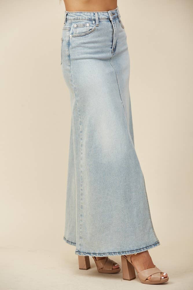 FLOOR LENGTH MAXI DENIM SKIRT WITH SPLIT 5316 : LT DENIM / M
