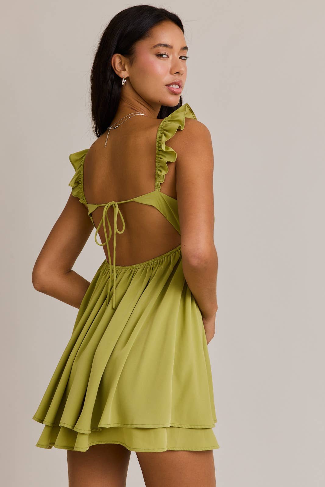 RUFFLE SLEEVE OPEN BACK BABY DOLL MINI DRESS: LT YELLOW / M