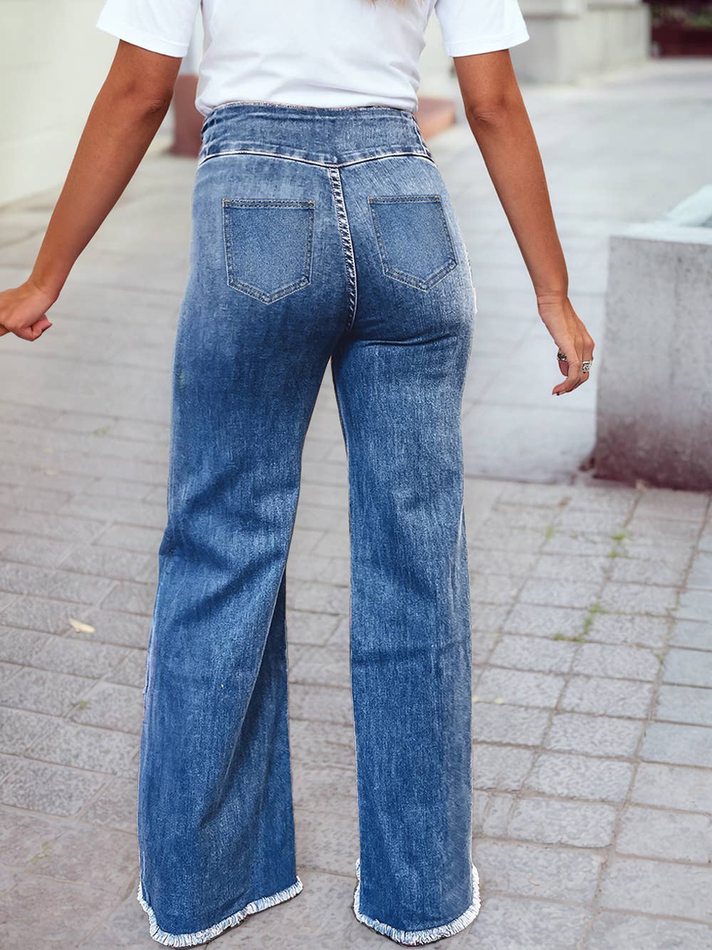 High Waist Button Fly Seamed Raw Hem Flare Jeans with Pocket: Coffee / 4