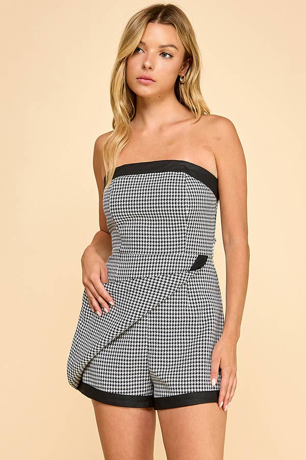 Houndstooth fabric romper: BLACK/WHITE / S