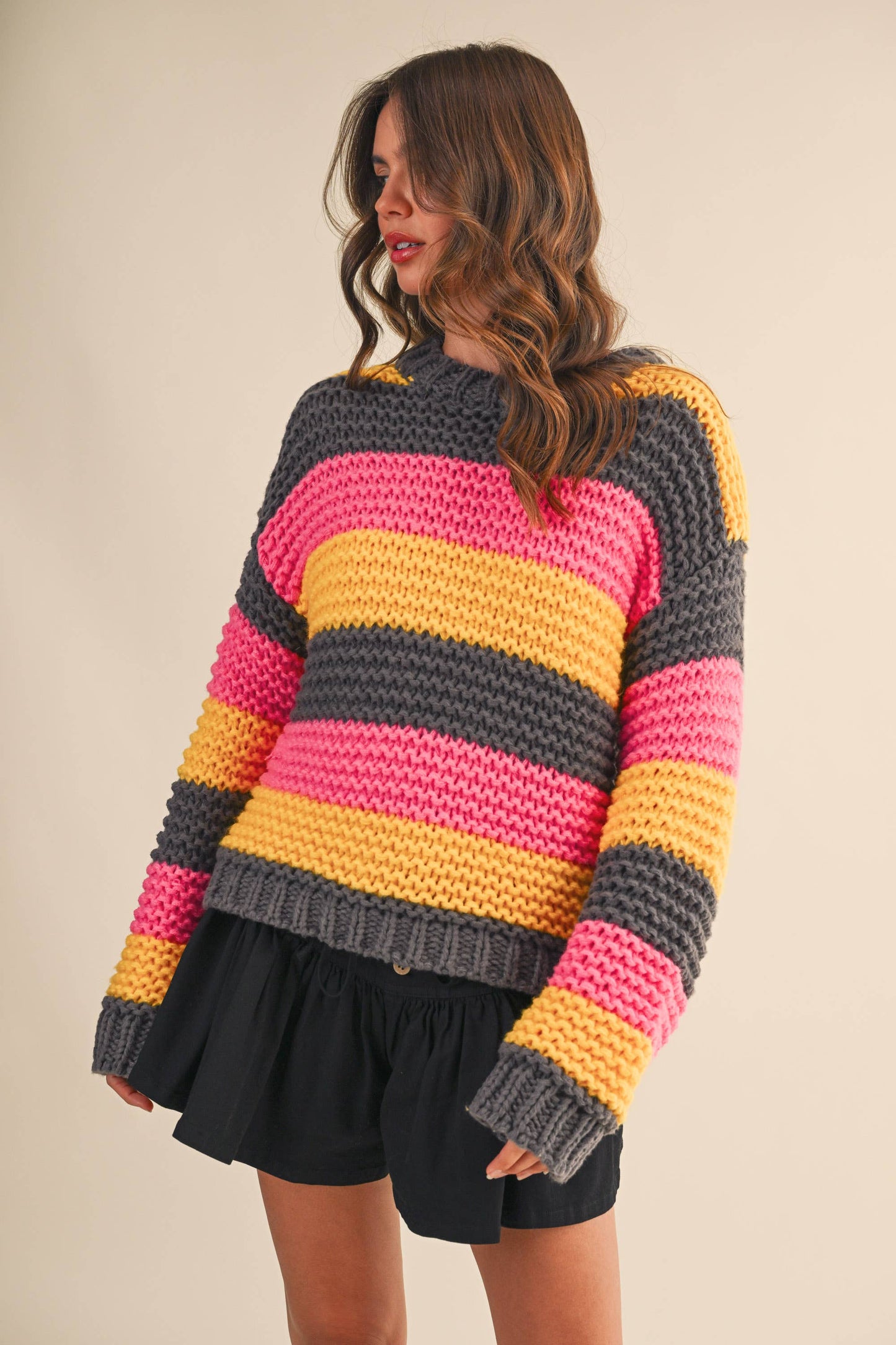 IT4431 MULTI COLOR STRIPED SWEATER KNIT TOP: Multi-Colored / S/M
