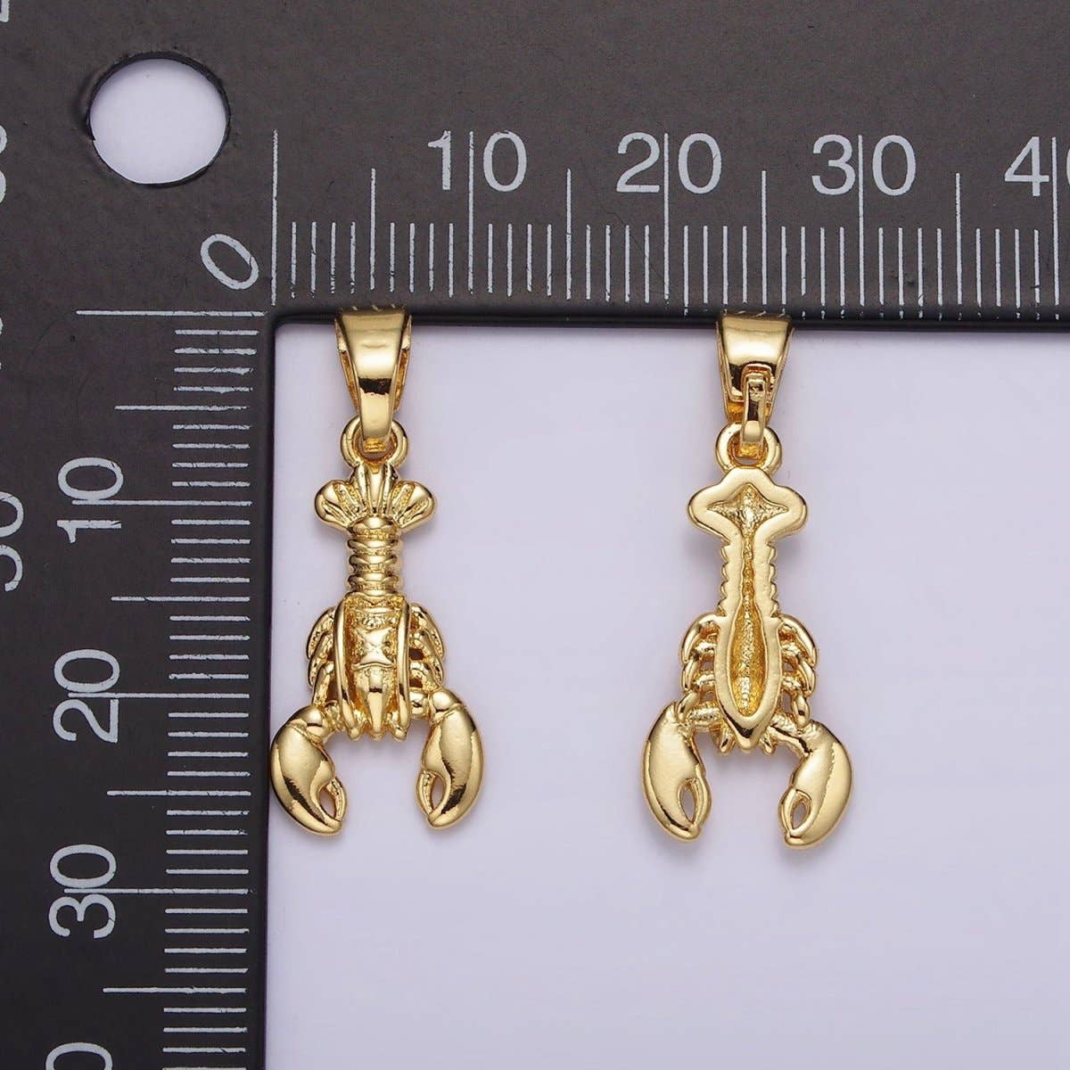 14K Gold Filled Lobster Crustacean Sea Animal Pendant | AH044