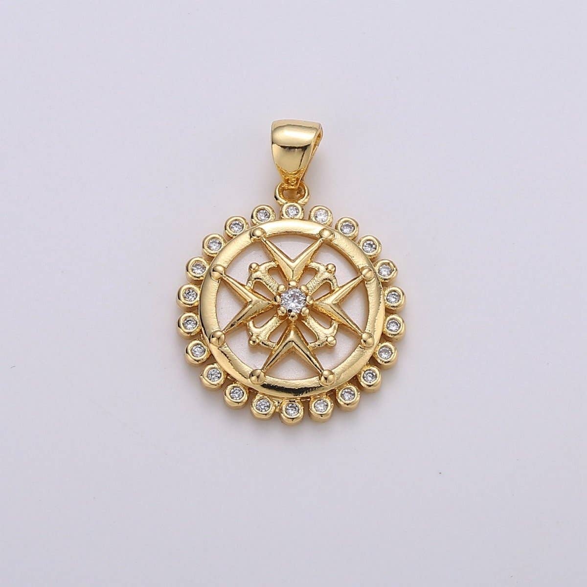 14k Medallion Charm ,Gold medallion Round Disc charm, Medallion pendant for Minimalist jewelry I-740