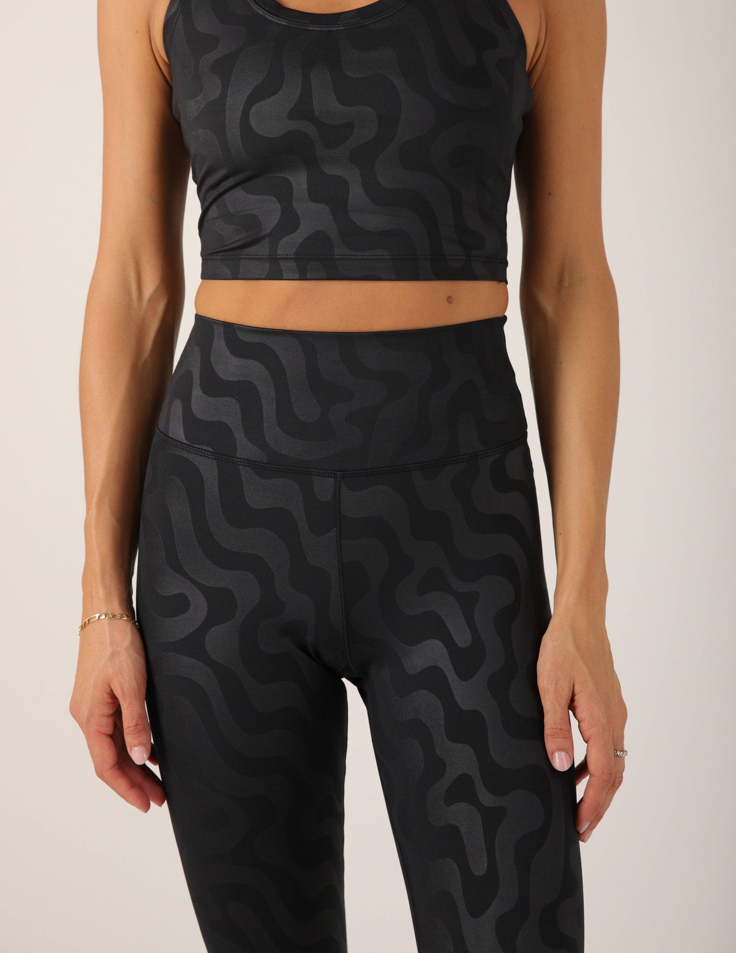 Sultry Legging: Black Cosmic Ripple: Black Cosmic Ripple / M