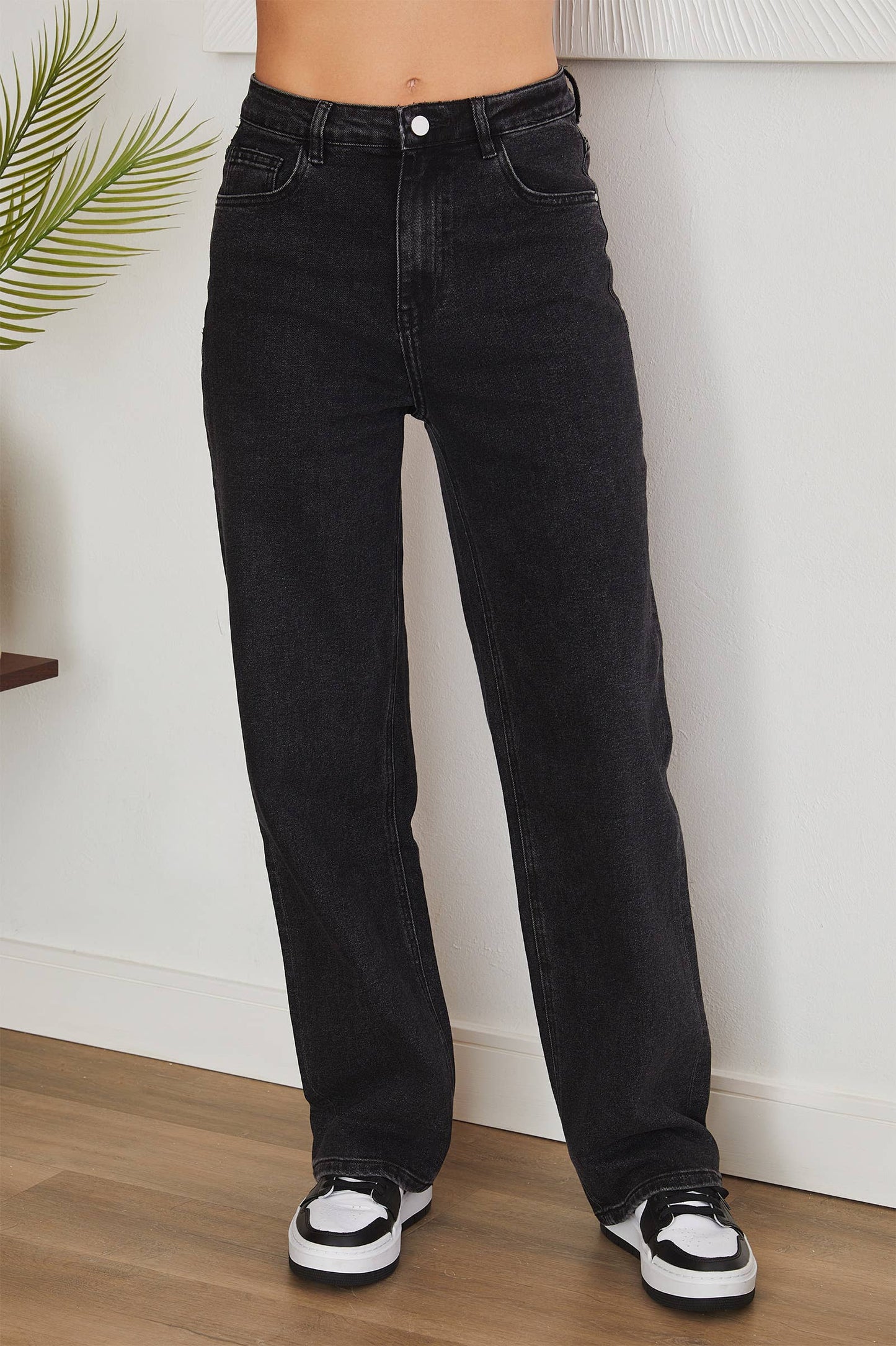 HIGH RISE STRAIGHT LEG JEAN(LM06-BLK.DENIM): S