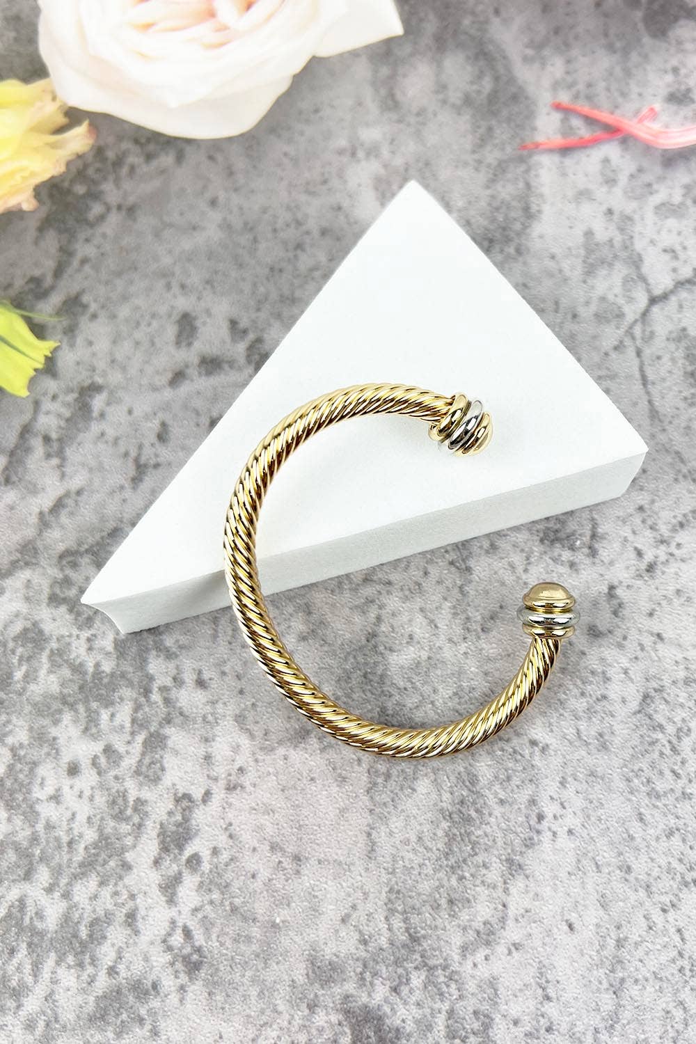 TWISTED CABLE WIRE OPEN CUFF BANGLE BRACELET: Gold / ONE(6)