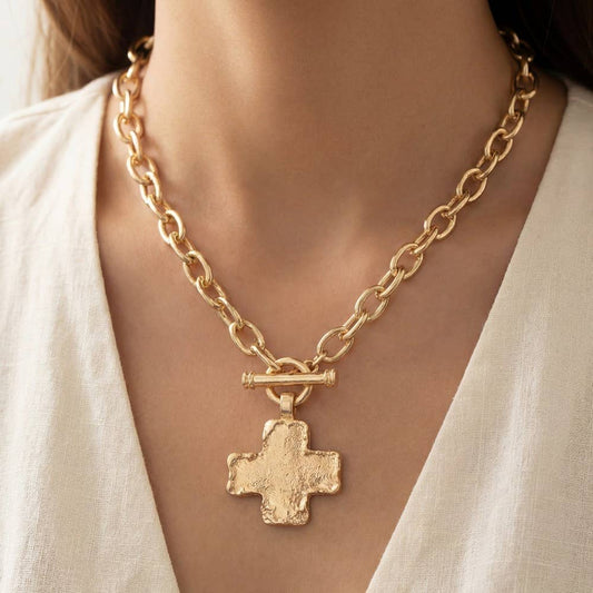 Cross Pendant Toggle Chain Necklace: GD