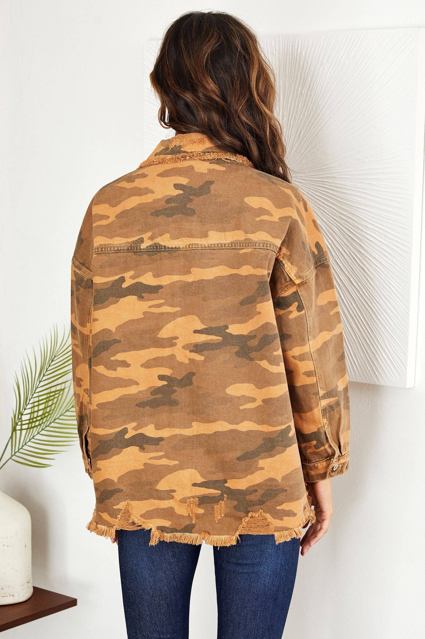 CAMOUFLAGE PRINT RAW EDGE DENIM SHIRT JACKET(9598-CAMO-TOB): MEDIUM/LARGE