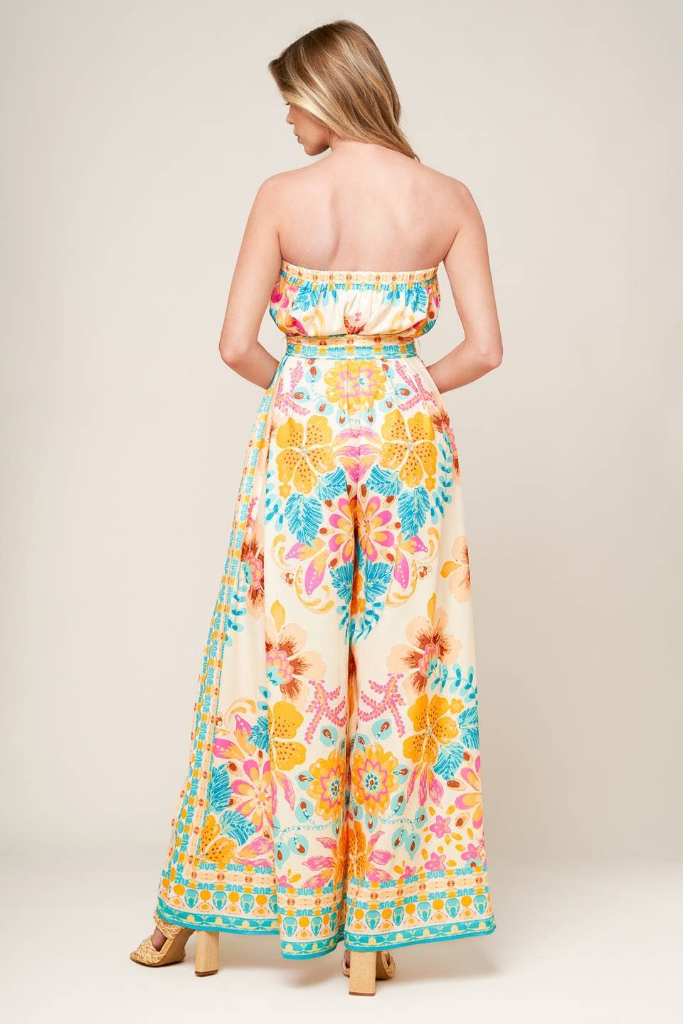 A printed woven jumpsuit - IP8829: CREAM AQUA / Contemporary / M