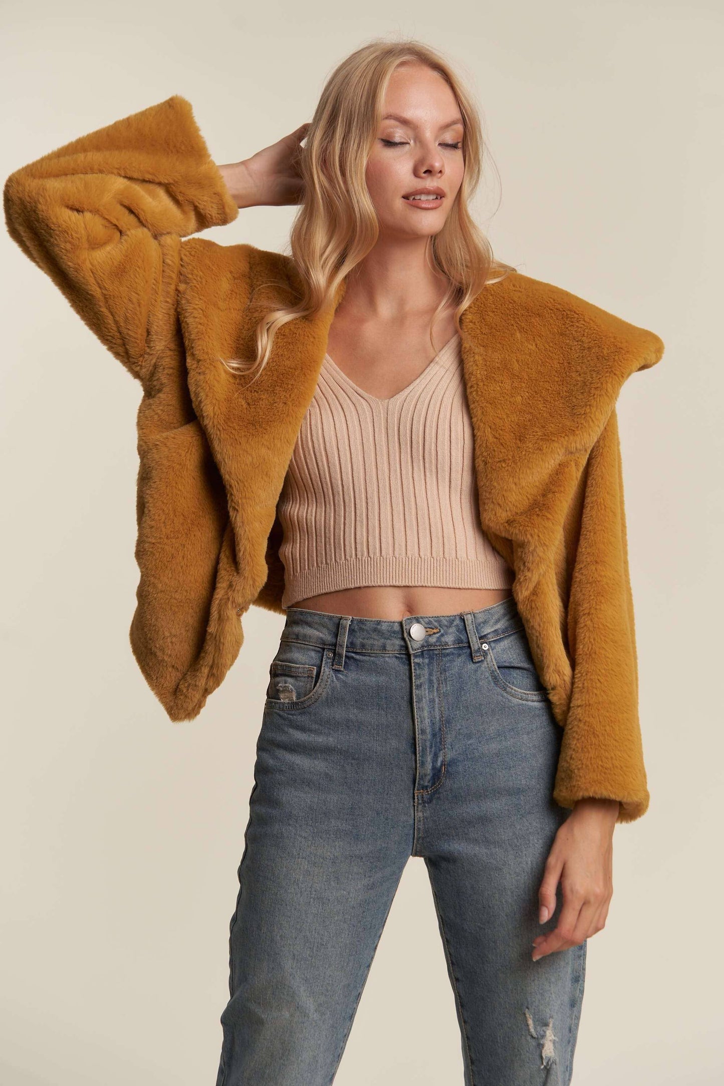 FAUX FUR SNAP CLOSURE ELASTICWAIST LNGSLVE JACKET: MUSTARD / L