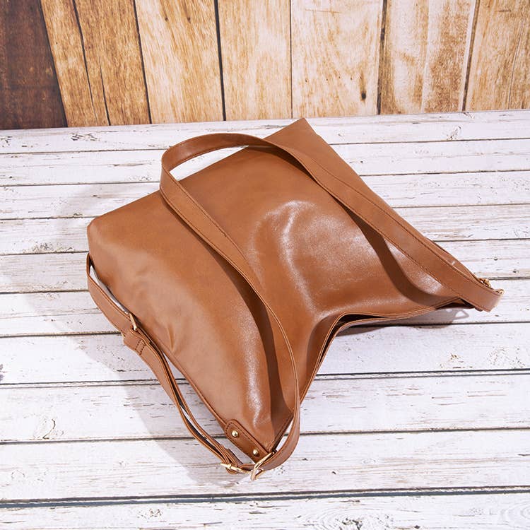 Faux leather crossbody bag backpack: Brown / M