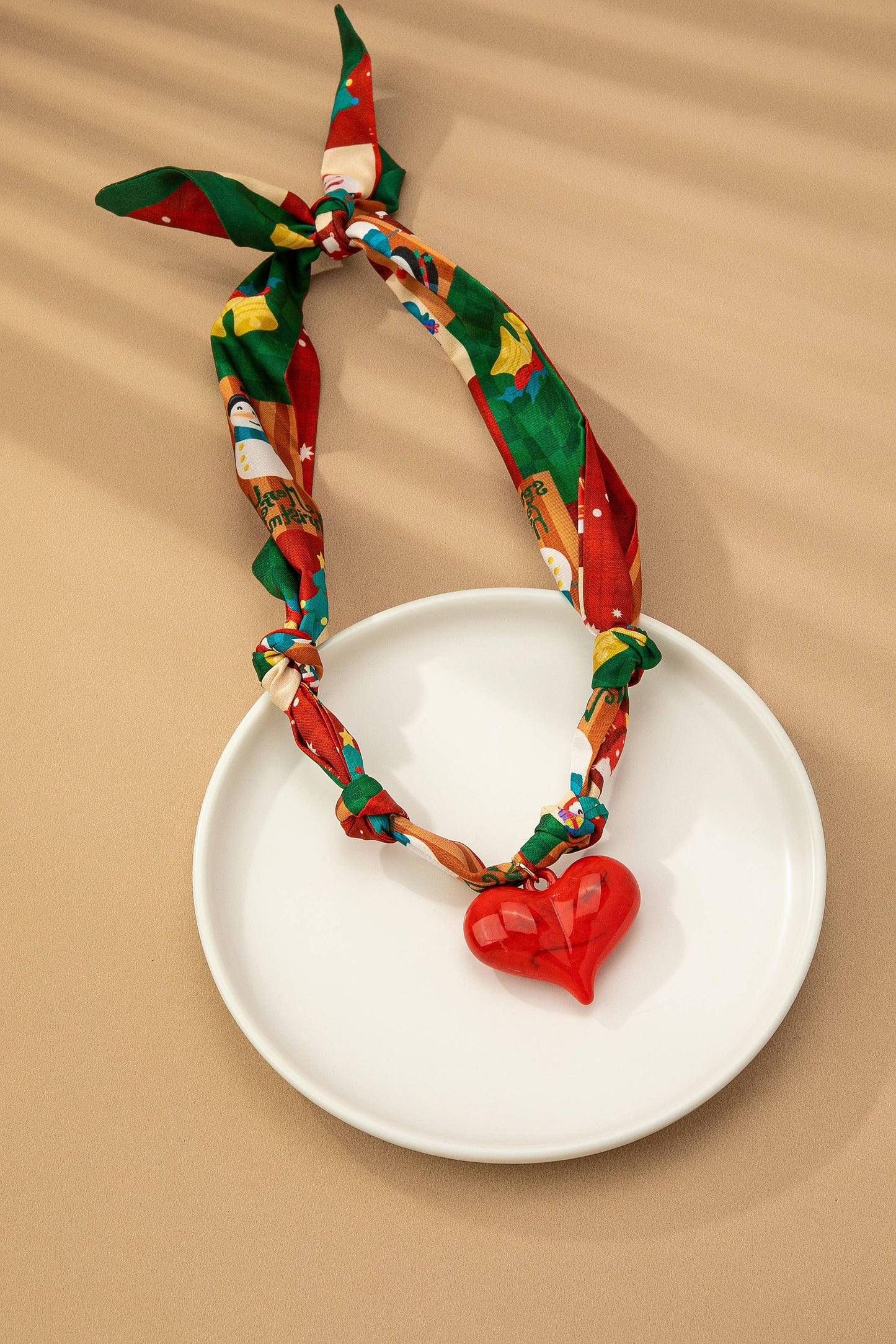 HANDMADE SCARF NECKLACE - CHRISTMAS SNOWMAN BOW | 80N91827: B