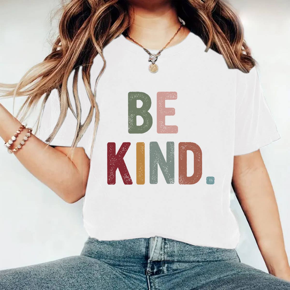 Be Kind Graphic short sleeve t-shirt: Berry / L