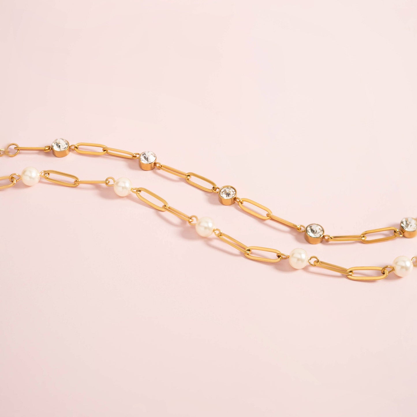 18K Gold PVD Station Stone Stone Paperclip Chain Bracelet: Gold