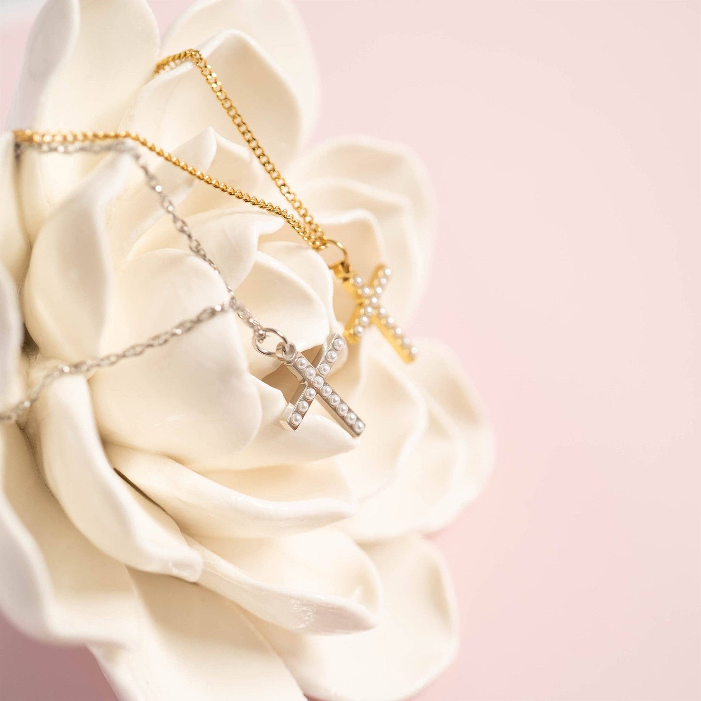 18K Gold PVD Stainless Steel Pearl Beaded Cross Charm: Stainless / 15mm