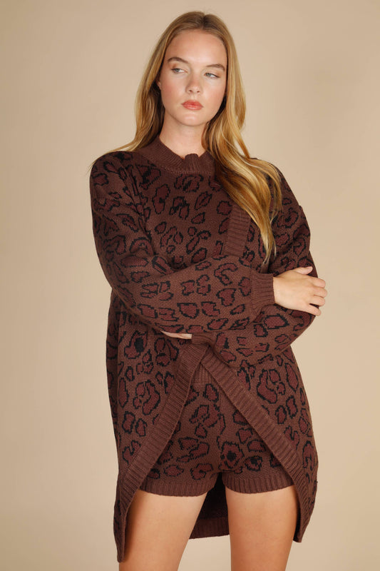 MOCK NECK ANIMAL PRINT OVERLAP KNIT WITH SHORT : Brown / L