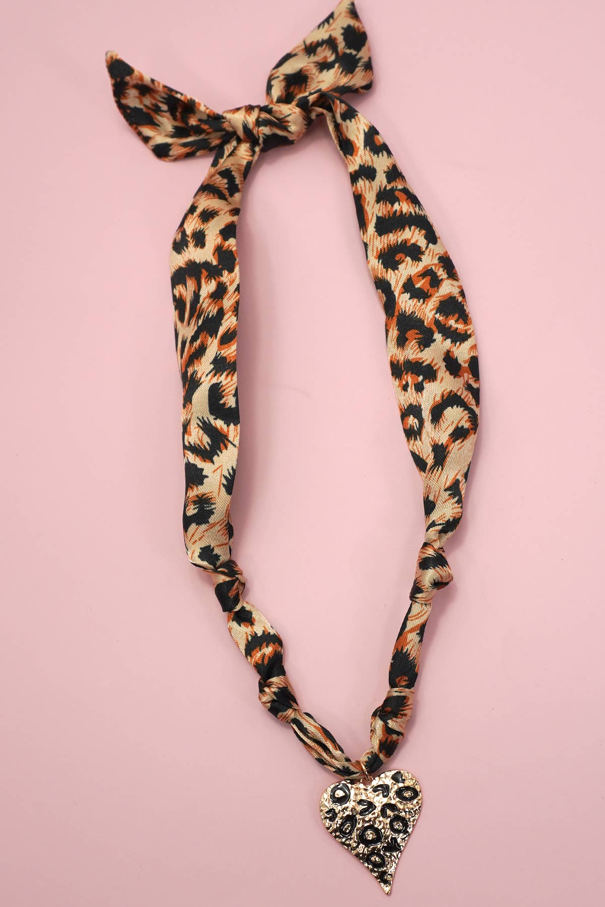 HANDMADE SCARF CHARM NECKLACE | 80N91790: H