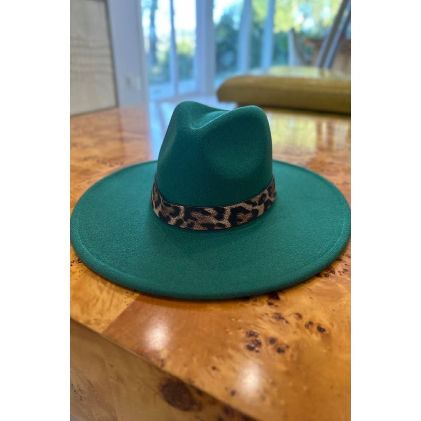 VEGAN FELT PANAMA HAT WITH ANIMAL PTIONY BELT : WINE / ONE SIZE